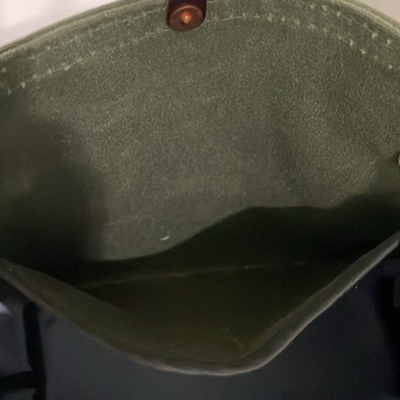 Meanwhile, Back On The Farm olive green utility tote - Picture 6 of 6